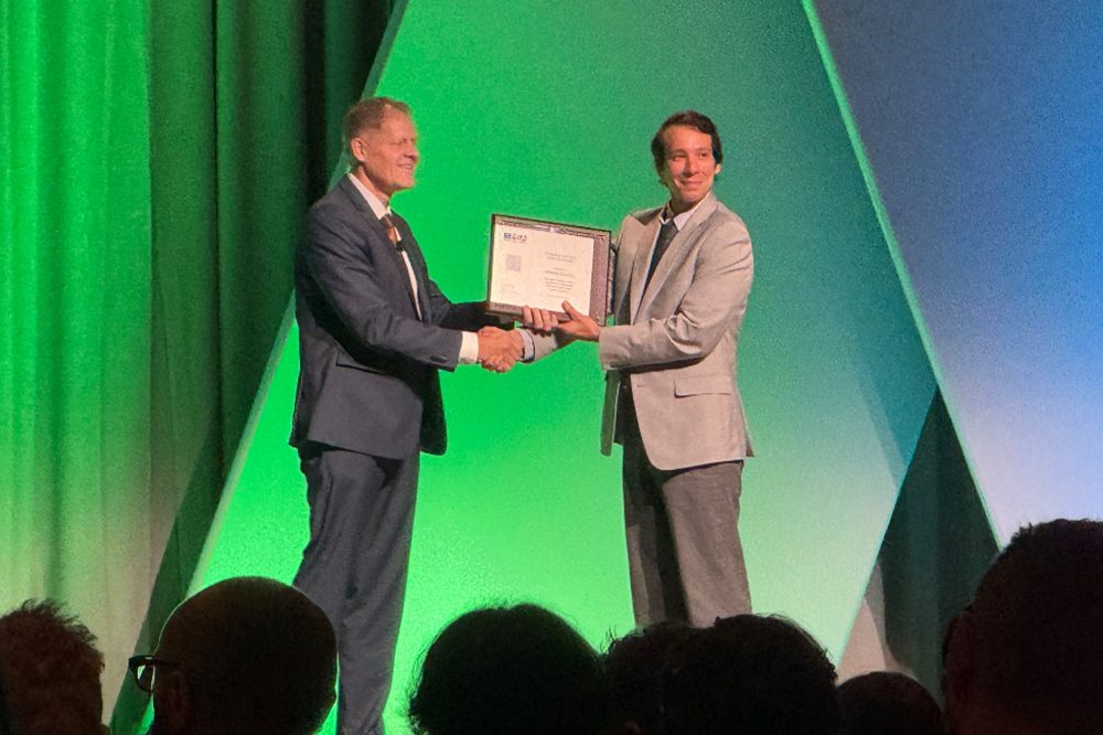 Chemistry Ph.D. Student Honored with National Microscopy Award 